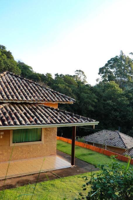 Recanto Dos Beija Flores, Chale Lantana B Monte Alegre do Sul Eksteriør billede