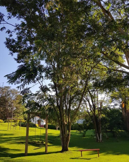 Recanto Dos Beija Flores, Chale Lantana B Monte Alegre do Sul Eksteriør billede