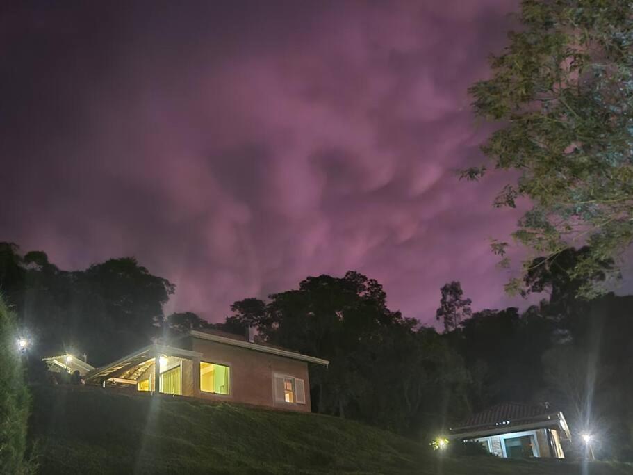 Recanto Dos Beija Flores, Chale Lantana B Monte Alegre do Sul Eksteriør billede